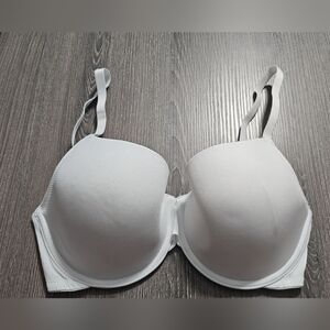 Womens Dorina white wired push up bra 36D